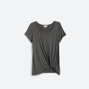 NINE BRITTON - Levie Knot Front Knit Tee
